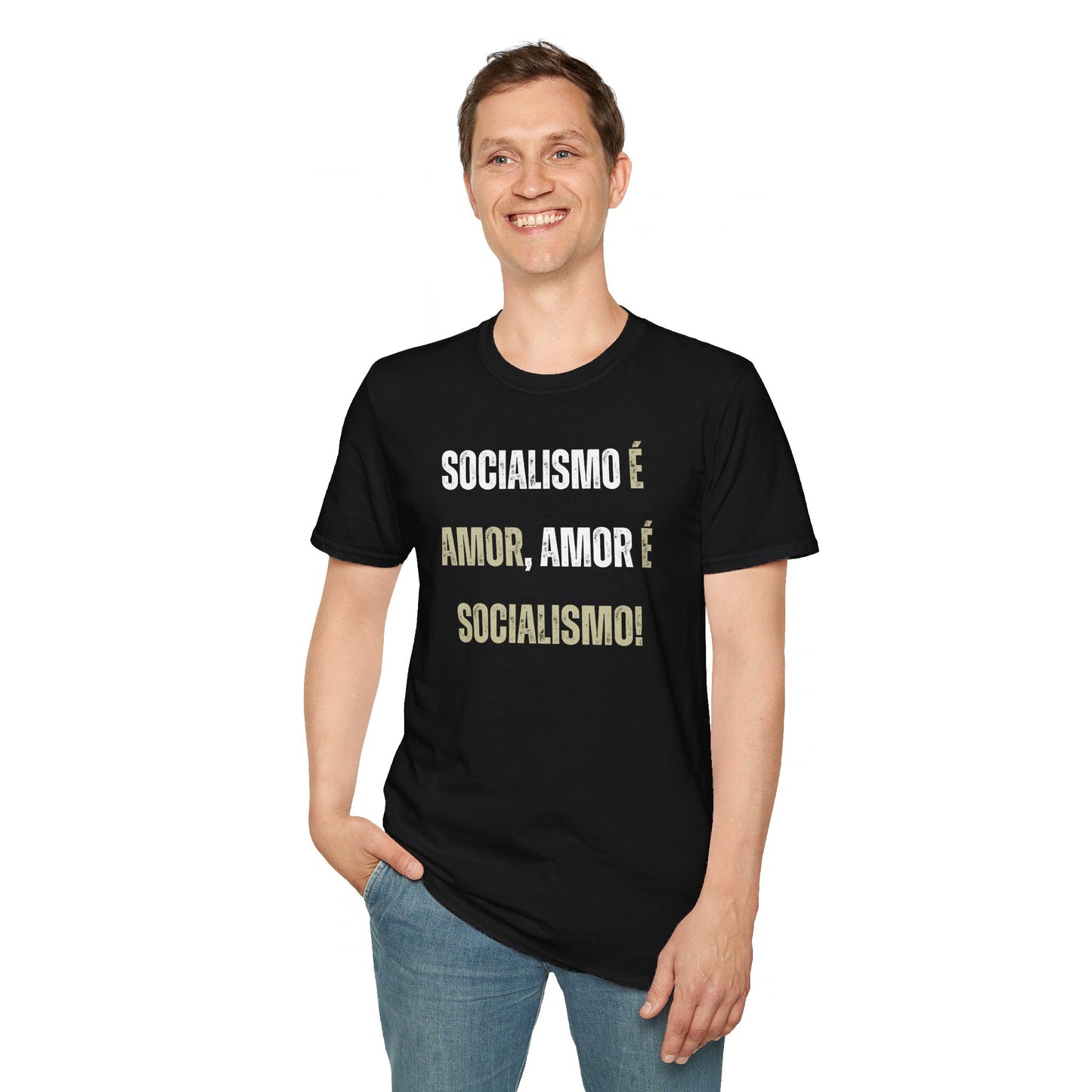 T-Shirt Socialismo é Amor